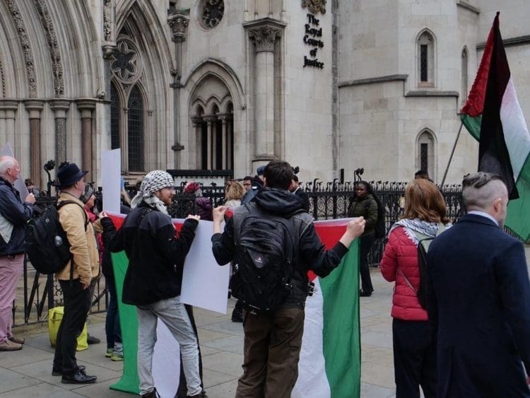 Protest outside the high court over UK arms sales to Israel